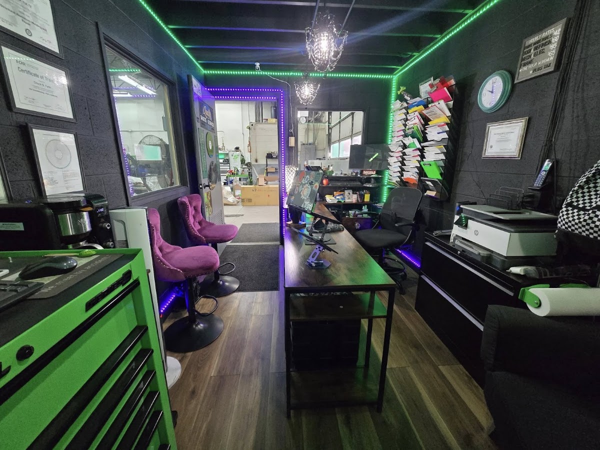 Inside the Ashtabula Body & Fender front office